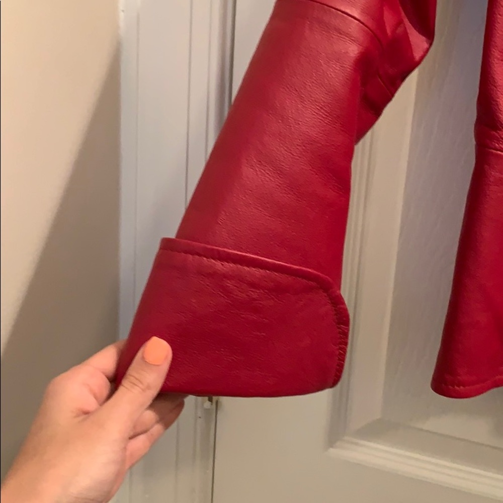 Red leather jacket - Picture 5 of 6